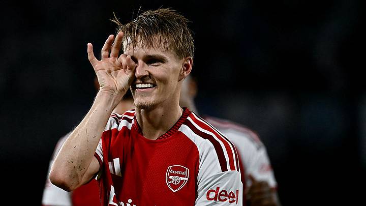 เออเดการ์ดซัดกู้ชีพ! ปืนเฉือนนาโปลี 1-0 ทั้งที่ควรยิงมากกว่านี้