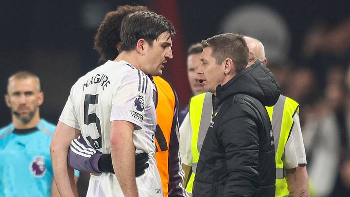 "เรื่องตลกร้าย" — VAR ได้หลอกหลอนแมนยูไนเต็ดซ้ำแล้วซ้ำเล่าอย่างไร รวมถึงเจ้าหน้าที่ที่ปล้นชัยชนะในเดอร์บีของพวกเขา