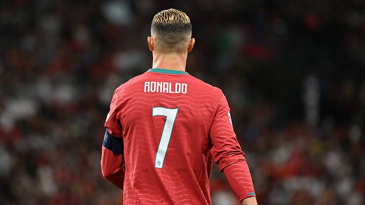 ความลึกลับเบื้องหลังโปรตุเกสมอบเสื้อเบอร์ 7 อันศักดิ์สิทธิ์ของโรนัลโด้ในเกมพบเดนมาร์ก